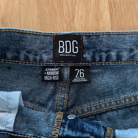BDG Ripped jeans EUC   - Picture 5 of 5